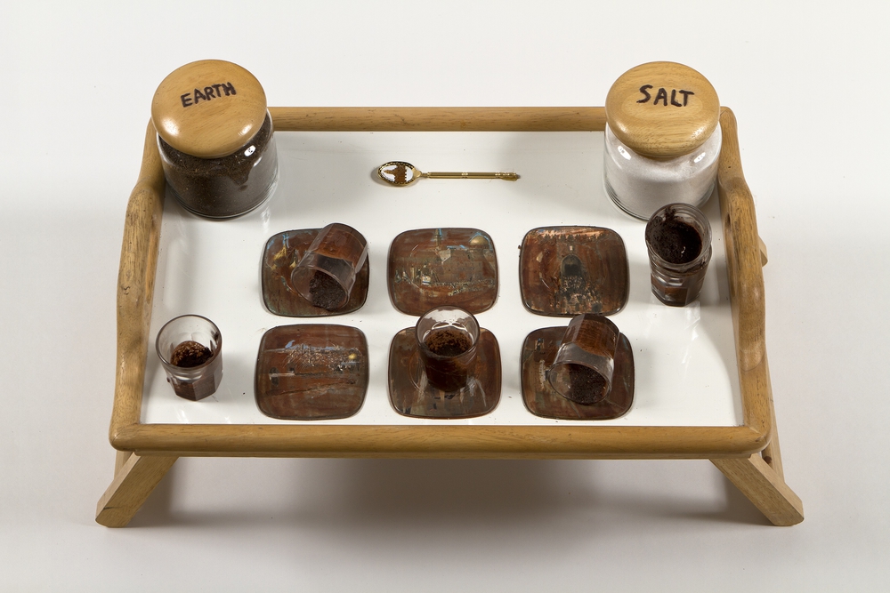 Tray, glasses, glass-mats from the Old City, earth, salt, wax, red pigment, photo: Udi Katzman Café Bots 1999