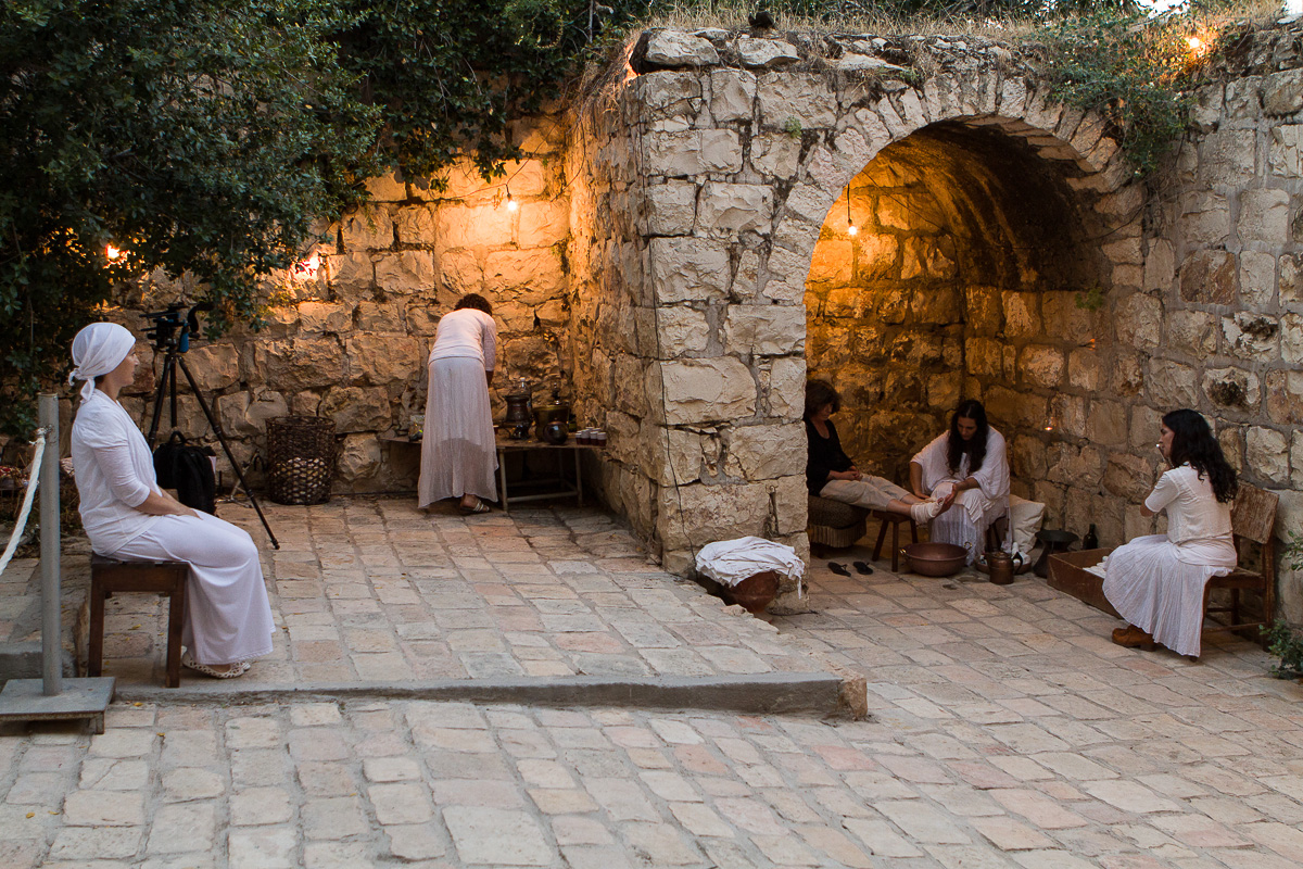 Compassion 2014, Foot-washing ceremony at the Lepers House in Hansen House, Jerusalem, photo: Udi Katzman Compassion 01