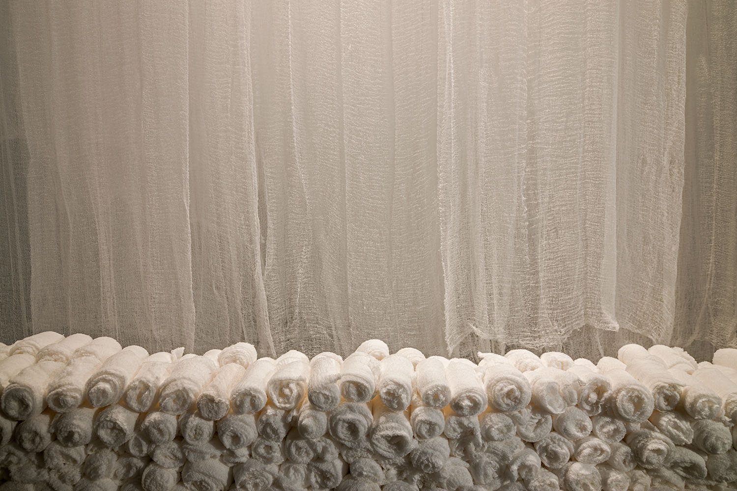 Gazatum (2021), detail, Installation at Art Cube Artists’ Studio, gauze bandages, photo Udi Katzman Installation02