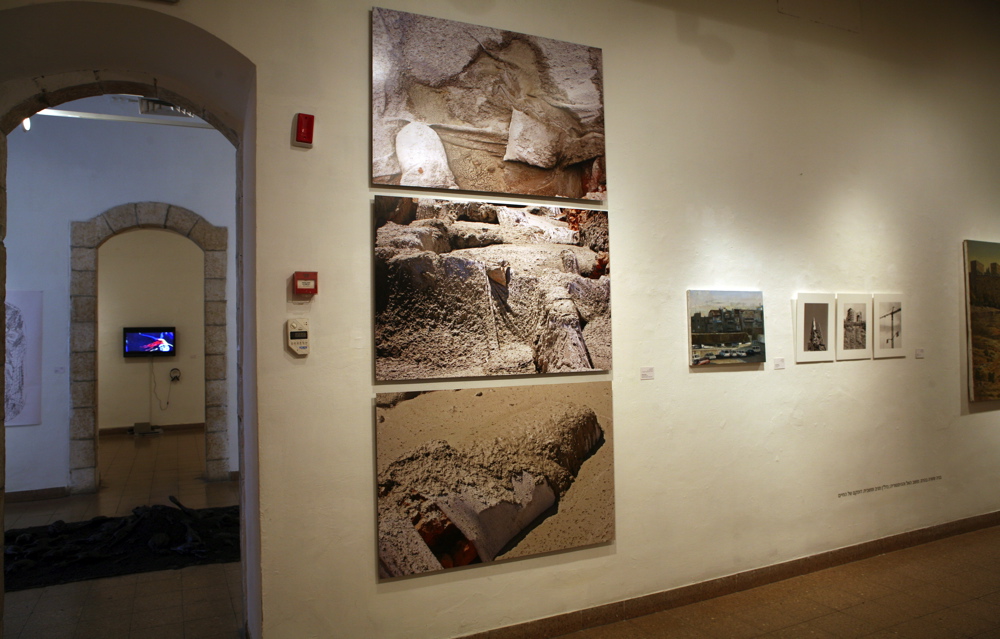 Burial (2007) Jerusalem, Surface Fractures, 04