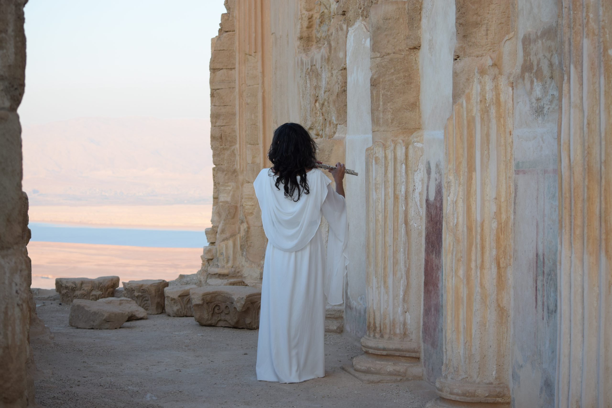 Masada HerStory 2018, performance in Masada National Park, Judean Desert, photo Gal Mosenson ariane_littman_masada_herstory_2018_03