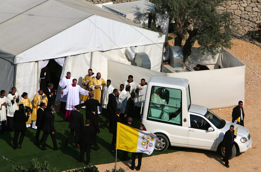 Pope Benedictus XVI 010