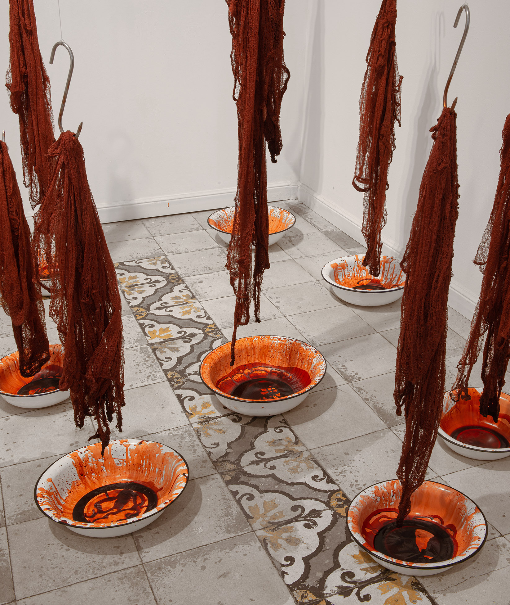 Red Landscape 2023
Installation
Gauze bandages, red ink, enamel bowls, meat hooks, photo Michael Amar
Red Landscape 2023 02