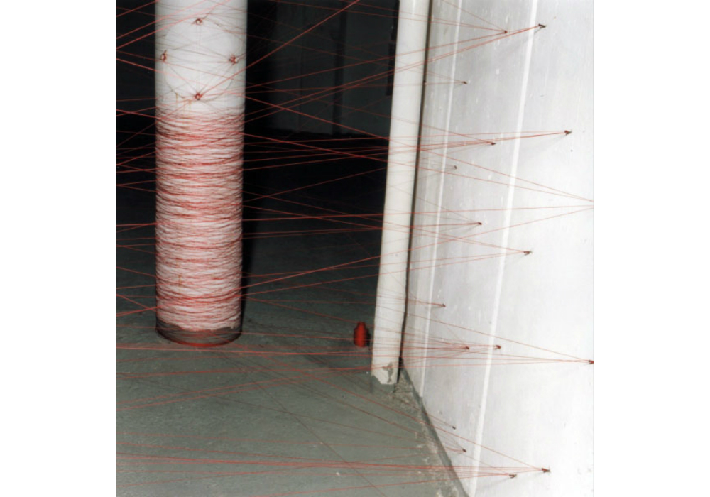 Red Lines 02