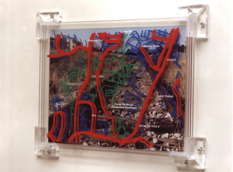 Map # 1, Beit Safafa / Talpiot 2001
Object 1/1
Photograph and screen print diptych on Plexiglas
35 x 50 cm (each)
Road Maps 04