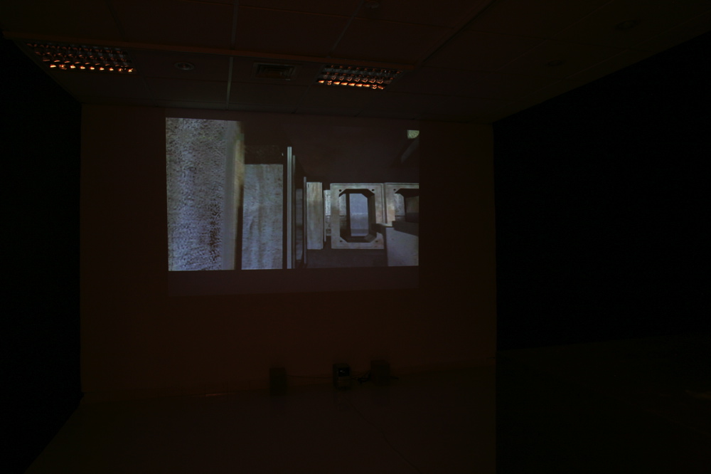 Ariane Littman & Reuven Zahavi
Kissufim Labyrinth 2008
Video, Sound & 3D animation Reuven Zahavi
Smoking U 04