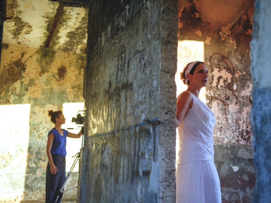 Irit Sharvit, second camera The Spring 002