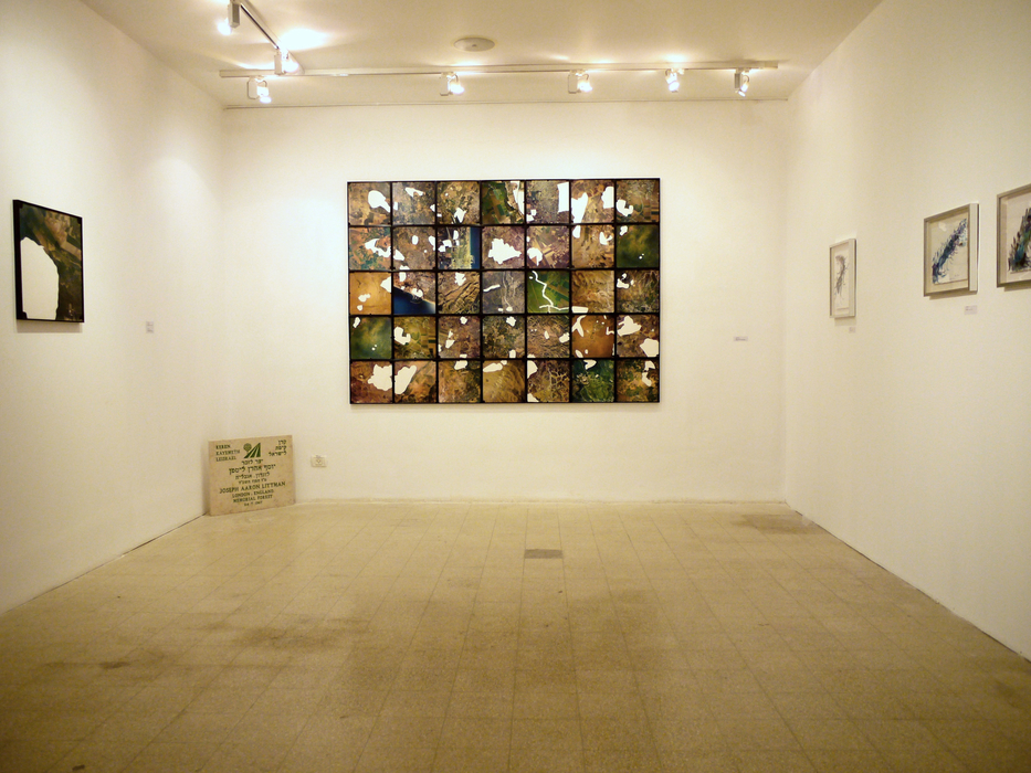 White Land at the Gallery Contemporary by Golconda (2015) White Land